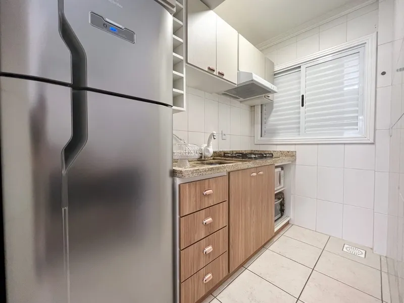 APARTAMENTO DE DOIS DORMITÓRIOS PERTINHO DO MAR: 9ª foto da galeria de imagens do imóvel