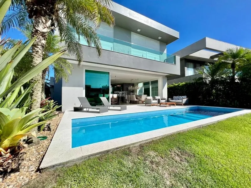 MANSÃO A BEIRA LAGO: 10ª foto da galeria de imagens do imóvel