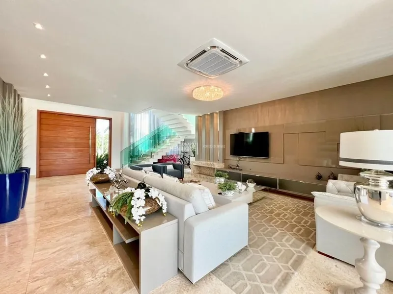 MANSÃO A BEIRA LAGO: 1ª foto da galeria de imagens do imóvel