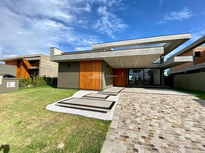 Casa térrea mobiliada e decorada!: 1ª foto da galeria de imagens do imóvel