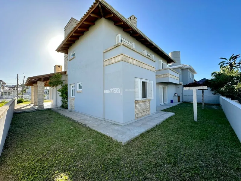 SOBRADO À VENDA  PRAIA DE ATLÂNTIDA: 5ª foto da galeria de imagens do imóvel