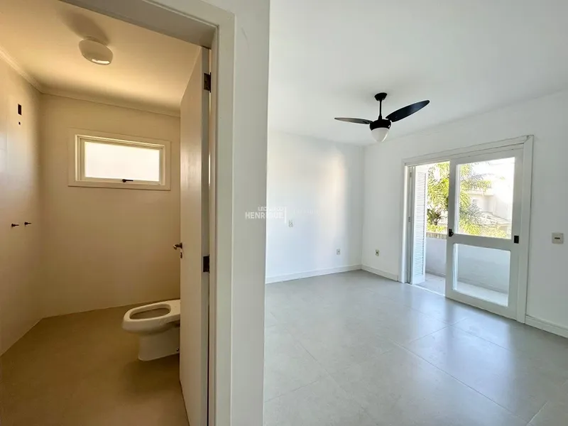 SOBRADO À VENDA  PRAIA DE ATLÂNTIDA: 31ª foto da galeria de imagens do imóvel