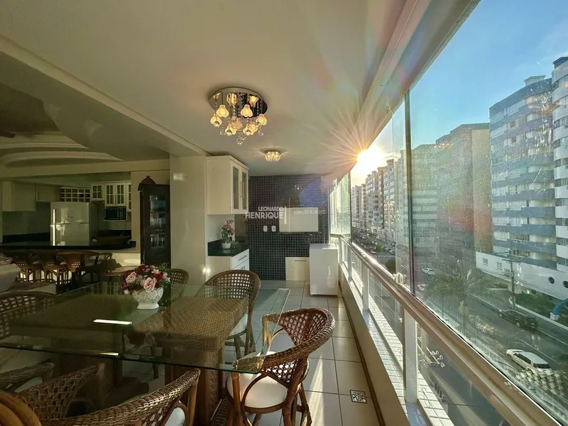 APARTAMENTO DE ESQUINA COM VISTA PARA O MAR!!!: 5ª foto da galeria de imagens do imóvel