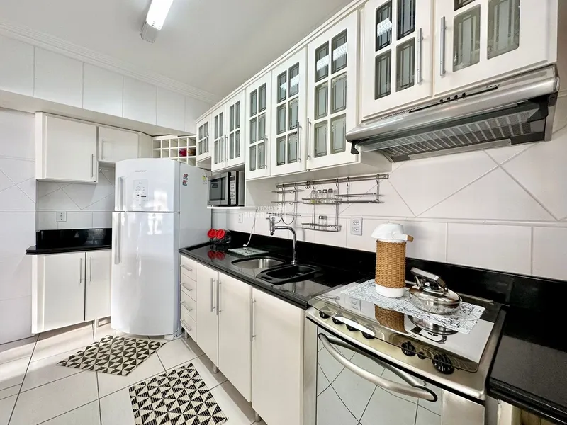 APARTAMENTO DE ESQUINA COM VISTA PARA O MAR!!!: 12ª foto da galeria de imagens do imóvel