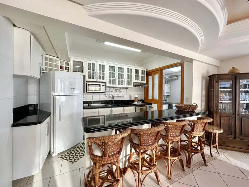 APARTAMENTO DE ESQUINA COM VISTA PARA O MAR!!!: 10ª foto da galeria de imagens do imóvel