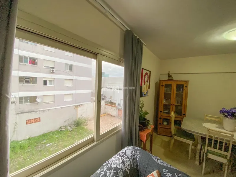 OPORTUNIDADE Dois Dormitórios no centro: 1ª foto da galeria de imagens do imóvel