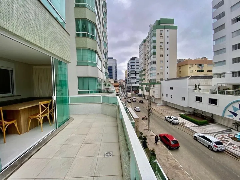 belissimo apartamento a venda na praia: 3ª foto da galeria de imagens do imóvel