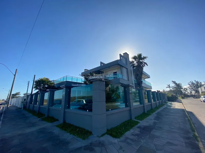 Mansão de esquina a beira mar!!: 1ª foto da galeria de imagens do imóvel