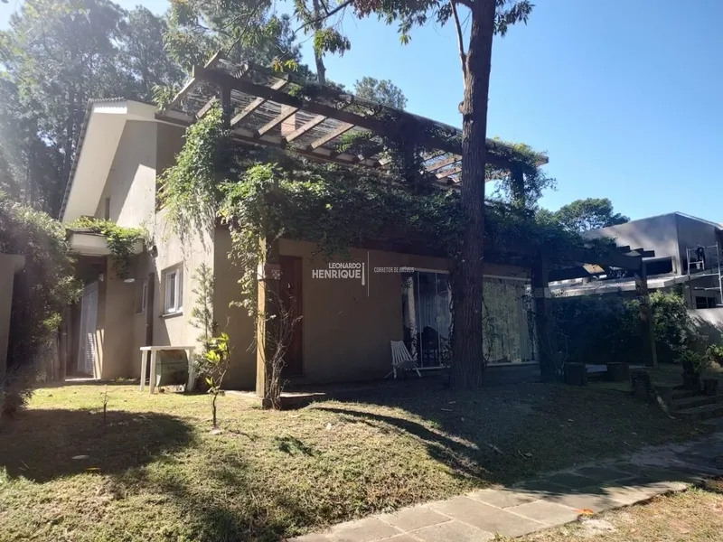 Sobrado beira lago em condomínio fechado de Atlântida: 27ª foto da galeria de imagens do imóvel