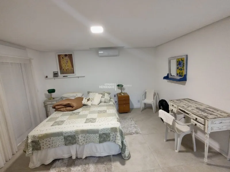 Sobrado beira lago em condomínio fechado de Atlântida: 14ª foto da galeria de imagens do imóvel