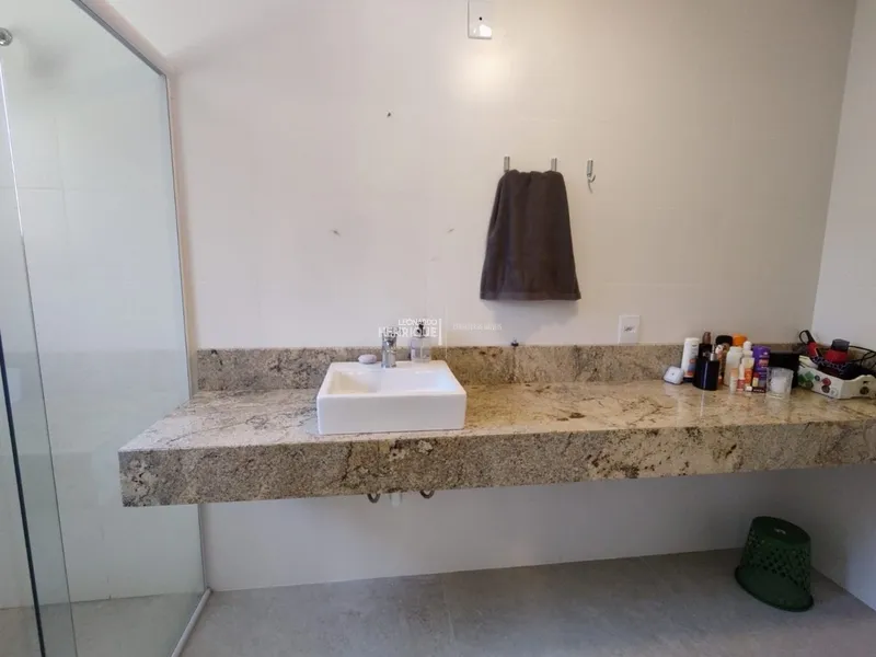 Sobrado beira lago em condomínio fechado de Atlântida: 22ª foto da galeria de imagens do imóvel