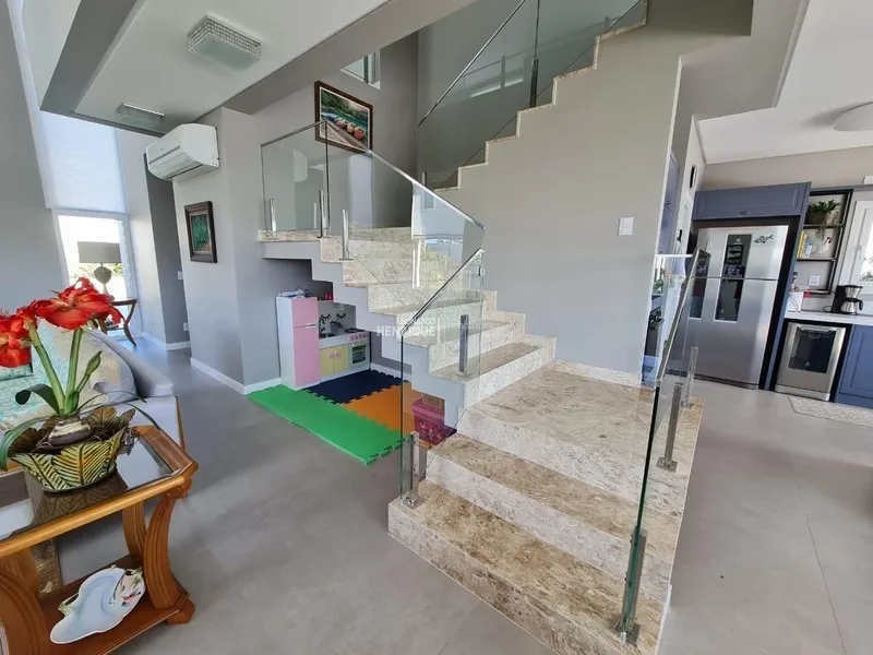 Sobrado em condomínio fechado de alto padrão: 15ª foto da galeria de imagens do imóvel