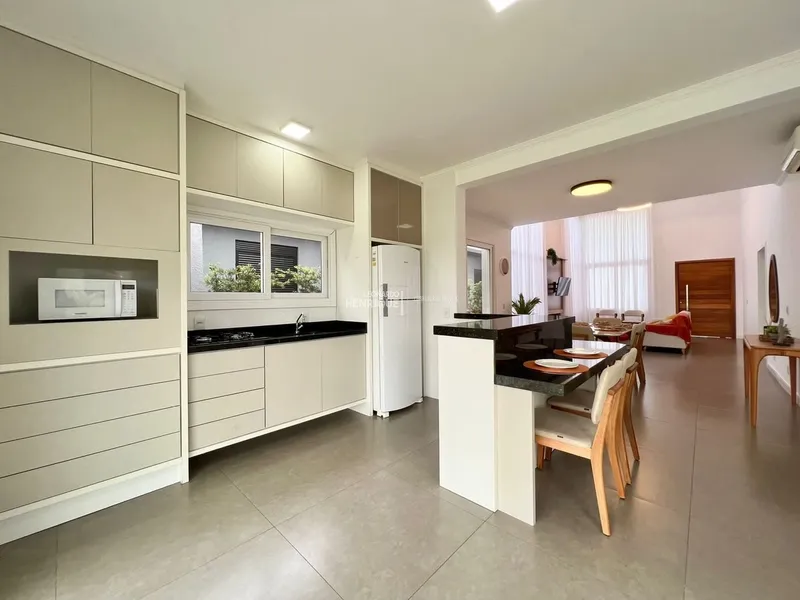 Linda casa de frente para área verde.: 11ª foto da galeria de imagens do imóvel