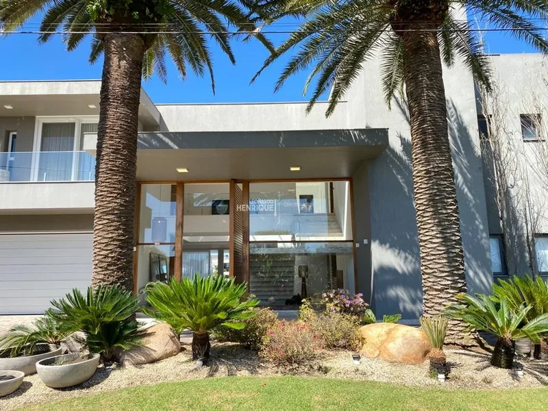 Magnífica mansão com localização privilegiada no condomínio.: 2ª foto da galeria de imagens do imóvel