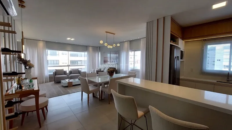 Belíssimo Apartamento com 3 Dormitórios: 8ª foto da galeria de imagens do imóvel