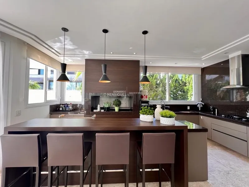 LINDÍSSIMA CASA COM4 SUÍTES: 8ª foto da galeria de imagens do imóvel