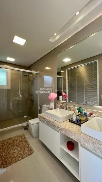 LINDÍSSIMA CASA COM4 SUÍTES: 27ª foto da galeria de imagens do imóvel