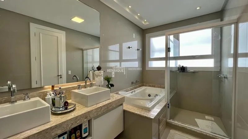 LINDÍSSIMA CASA COM4 SUÍTES: 38ª foto da galeria de imagens do imóvel