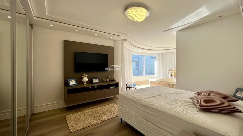 LINDÍSSIMA CASA COM4 SUÍTES: 24ª foto da galeria de imagens do imóvel