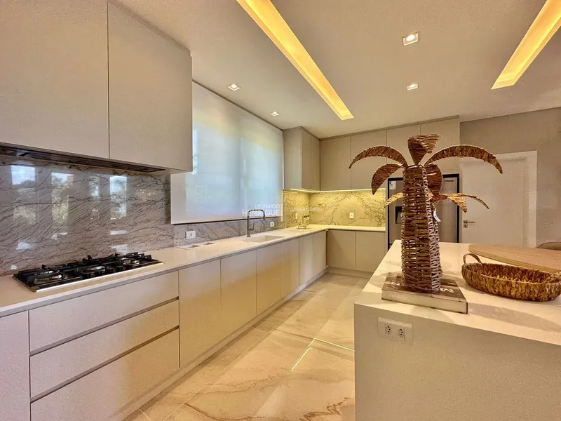 VENDO MANSÃO ESPETACULAR: 10ª foto da galeria de imagens do imóvel