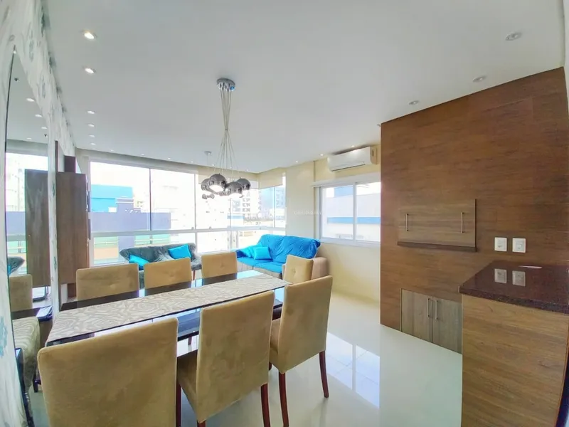 2 DORMITÓRIOS, MOBILIADO E DECORADO NO CENTRO!: 3ª foto da galeria de imagens do imóvel