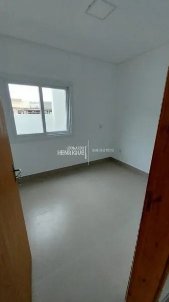 LINDA CASA COM DOIS DORMITÓRIOS: 5ª foto da galeria de imagens do imóvel