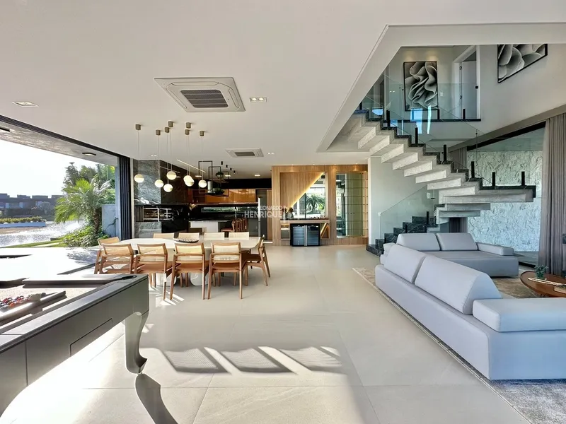 CONDOMÍNIO MALIBU  SOBRADO DE ESQUNA À VENDA: 3ª foto da galeria de imagens do imóvel