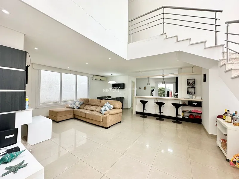 CONDADO DE CAPÃO  SOBRADO À VENDA: 4ª foto da galeria de imagens do imóvel