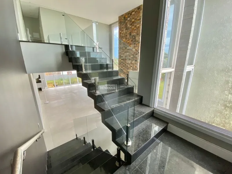 Sobrado no Condomínio Dubai Resort: 1ª foto da galeria de imagens do imóvel