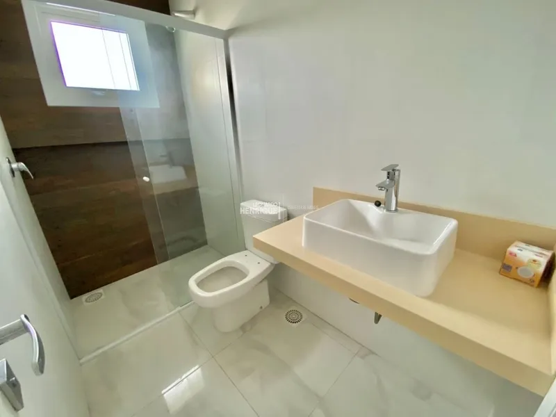 Sobrado no Condomínio Dubai Resort: 4ª foto da galeria de imagens do imóvel