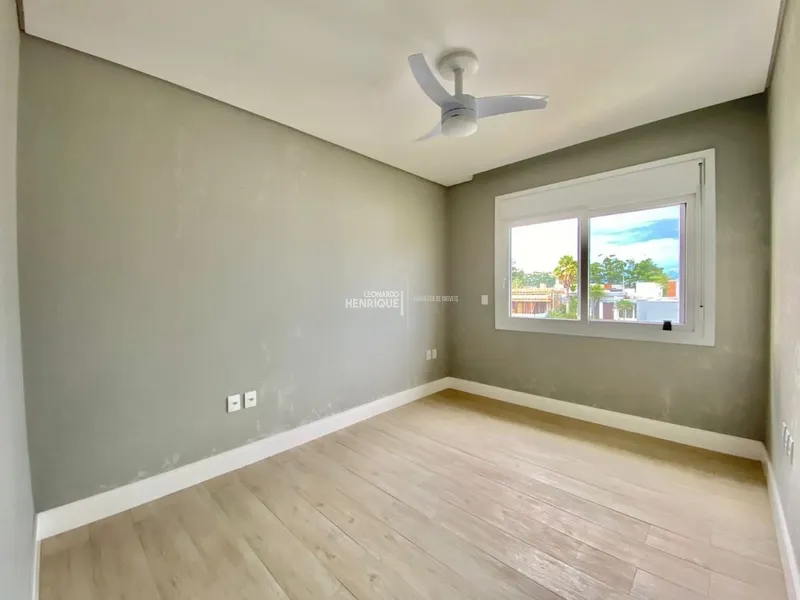 Sobrado no Condomínio Dubai Resort: 3ª foto da galeria de imagens do imóvel