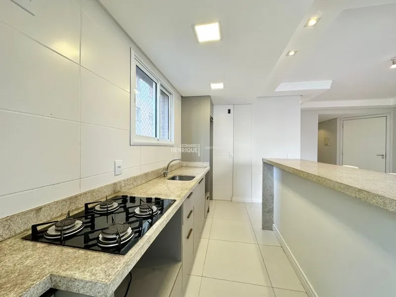 BELÍSSIMO APARTAMENTO DE TRÊS DORMITÓRIOS: 8ª foto da galeria de imagens do imóvel