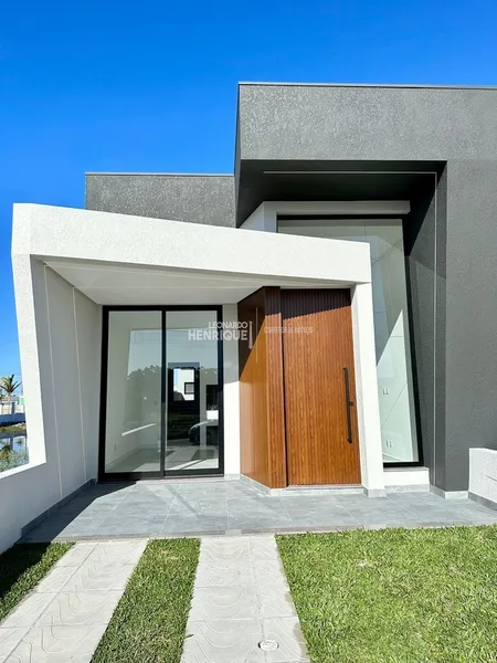 LINDA CASA COM TRÊS DORMITÓRIOS: 13ª foto da galeria de imagens do imóvel