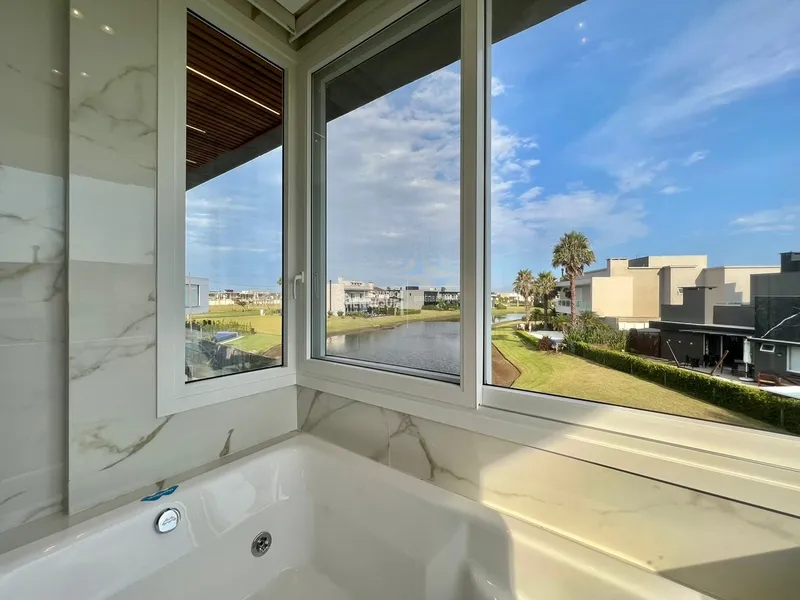 Casa Nova no Condomínio Enseada: 53ª foto da galeria de imagens do imóvel