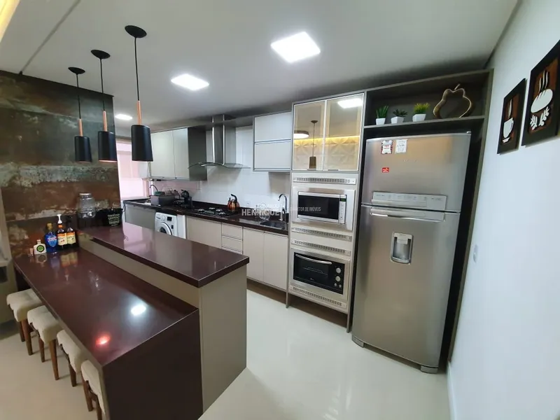 LINDÍSSIMO APARTAMENTO DE DOIS DORMITÓRIOS: 3ª foto da galeria de imagens do imóvel