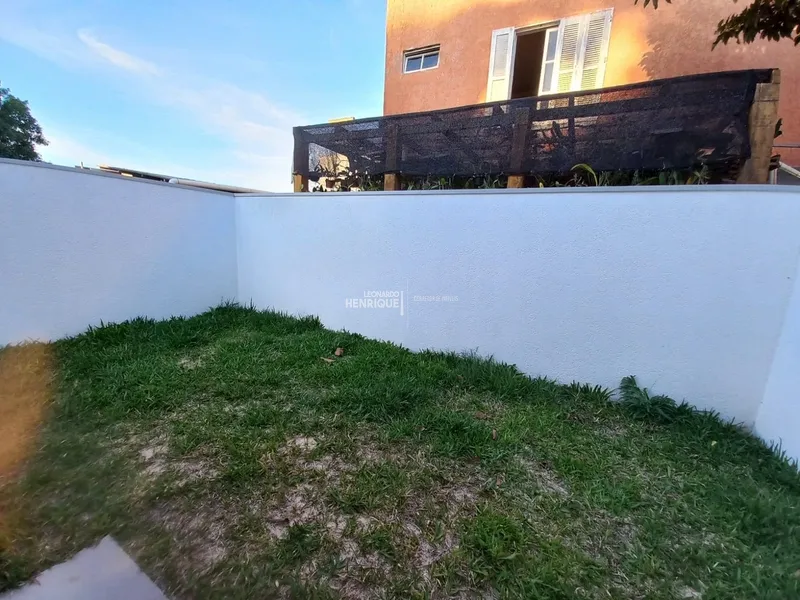 CASA GEMINADA: 20ª foto da galeria de imagens do imóvel