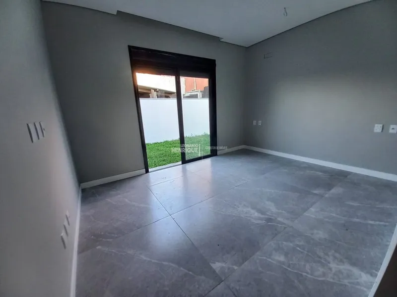 CASA GEMINADA: 9ª foto da galeria de imagens do imóvel