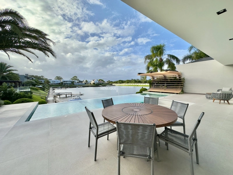 Mansão no VELAS DA MARINA: 21ª foto da galeria de imagens do imóvel