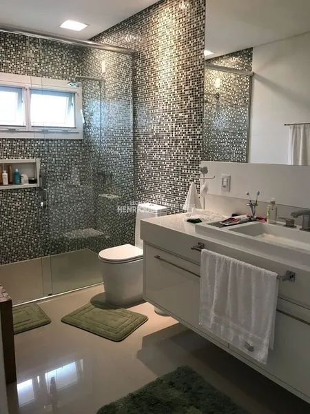 Sobrado diferenciado em condomínio beira mar: 4ª foto da galeria de imagens do imóvel