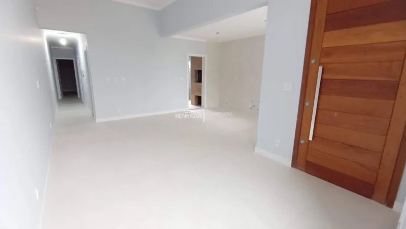 BELA RESIDÊNCIA NA PRAIA DO BARCO: 6ª foto da galeria de imagens do imóvel