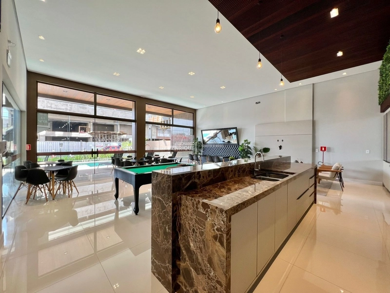 Apartamento com terraço amplo e jacuzzi!: 20ª foto da galeria de imagens do imóvel