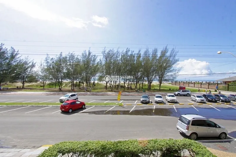 APARTAMENTO DE QUATRO DORMITÓRIOS DE FRENTE PARA A PRAIA: 17ª foto da galeria de imagens do imóvel