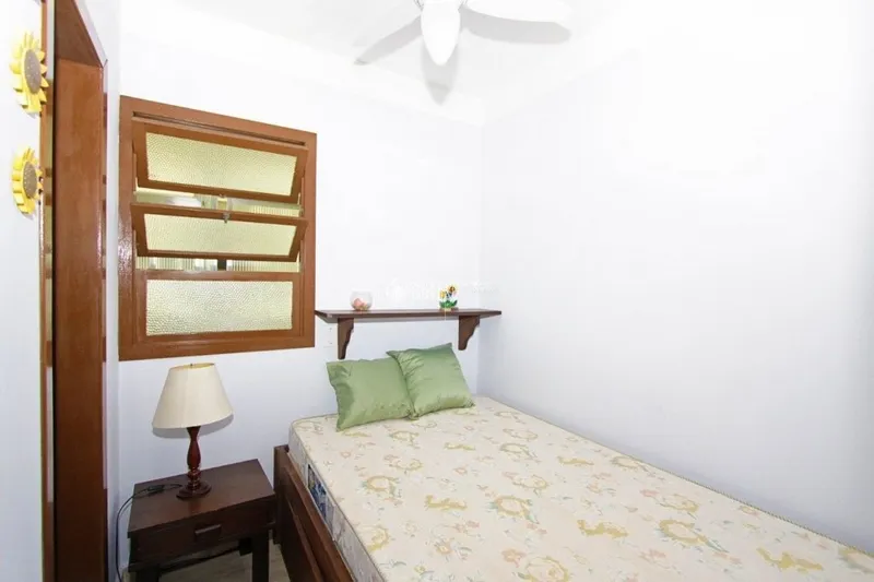 APARTAMENTO DE QUATRO DORMITÓRIOS DE FRENTE PARA A PRAIA: 13ª foto da galeria de imagens do imóvel