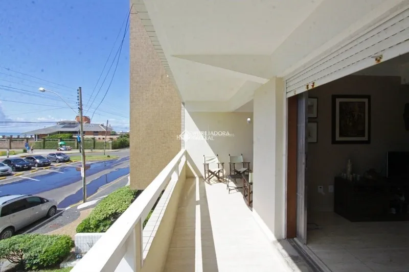 APARTAMENTO DE QUATRO DORMITÓRIOS DE FRENTE PARA A PRAIA: 5ª foto da galeria de imagens do imóvel