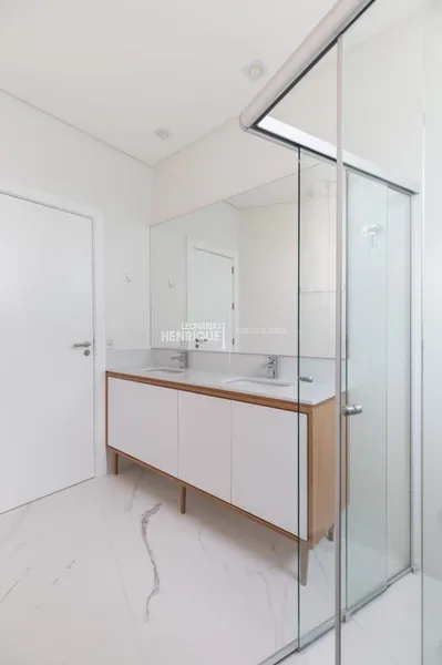 Casa diferenciada dentro de condomínio: 15ª foto da galeria de imagens do imóvel