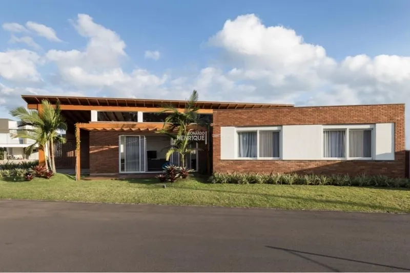 Casa diferenciada dentro de condomínio: 4ª foto da galeria de imagens do imóvel