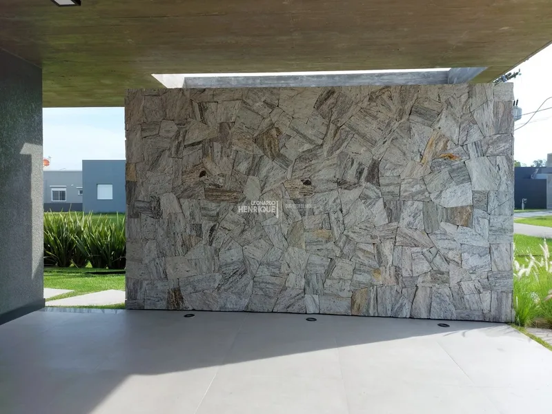 BELÍSSIMA CASA DE QUATRO SUÍTES EM CONDOMÍNIO: 24ª foto da galeria de imagens do imóvel