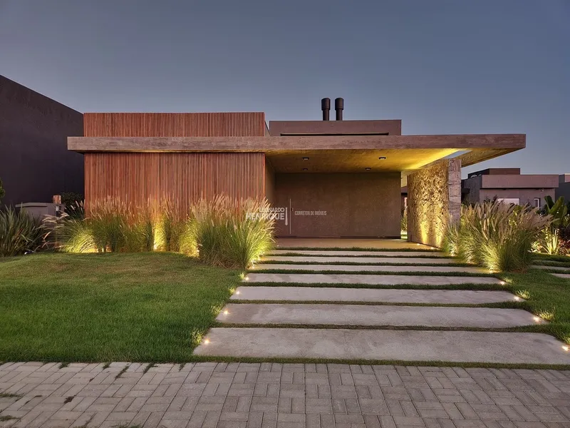 BELÍSSIMA CASA DE QUATRO SUÍTES EM CONDOMÍNIO: 2ª foto da galeria de imagens do imóvel