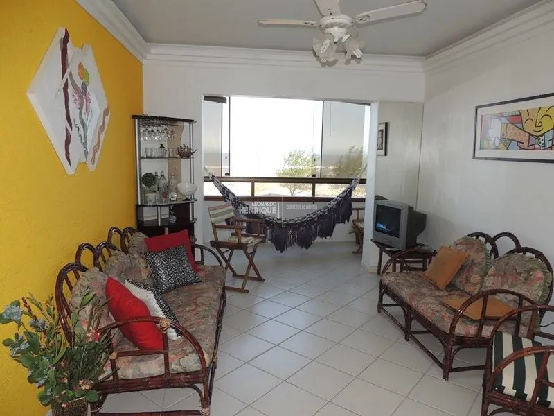 APARTAMENTO DE 2DORMITÓRIOS DE FRENTE PARA O MAR: 1ª foto da galeria de imagens do imóvel