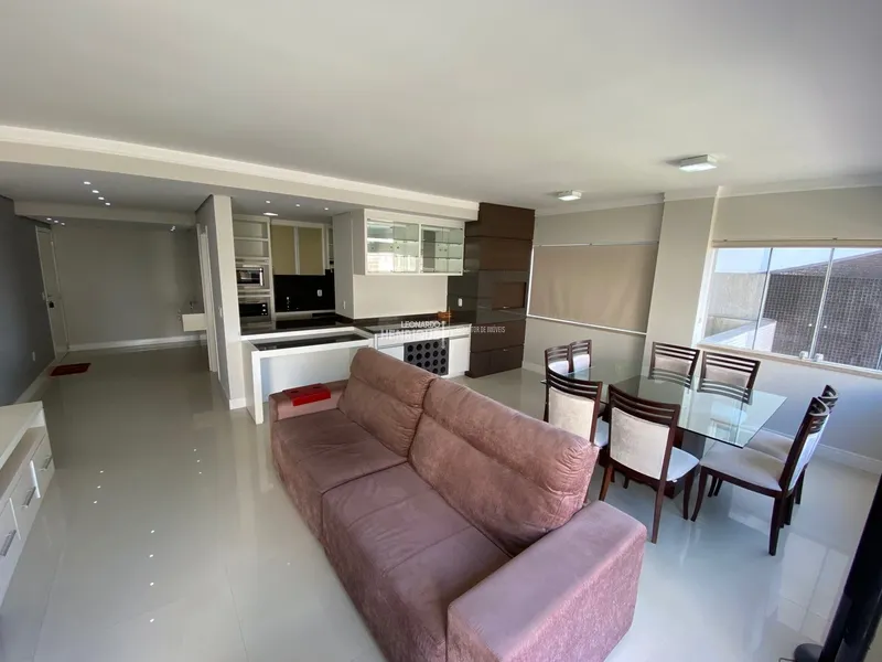 APARTAMENTE AMPLO COM 3 DORMITÓRIOS NO CENTRO: 4ª foto da galeria de imagens do imóvel